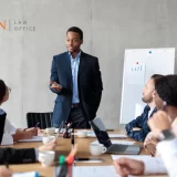 corporate litigation lawyer 4