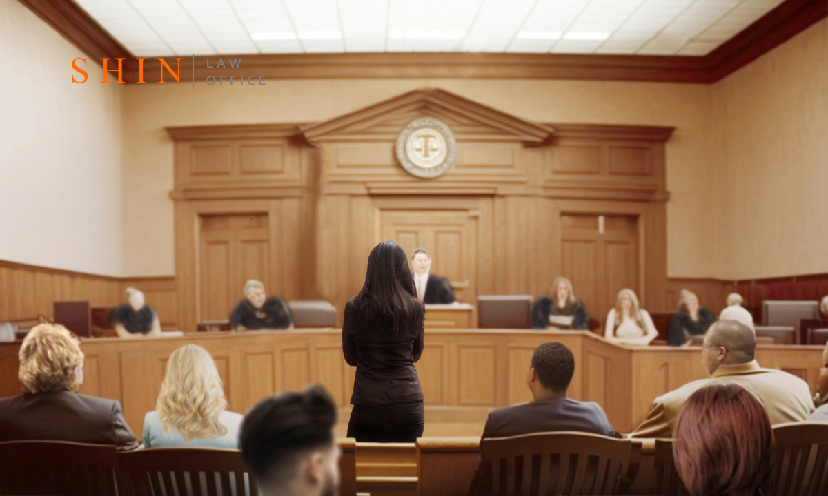 business trial Virginia, Richmond trial evidence, bench vs jury trial, expert testimony trial, litigation courtroom process