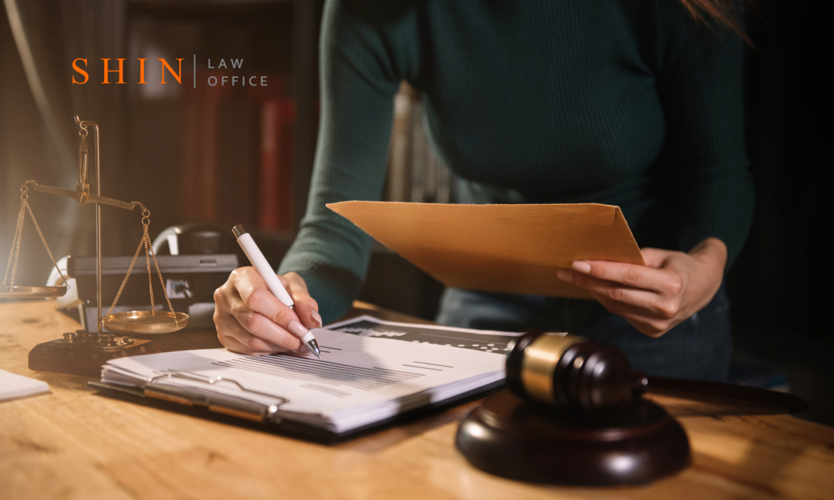 Virginia slip and fall evidence, premises liability proof Virginia, notice evidence slip and fall Virginia, constructive notice evidence Virginia, surveillance footage premises liability, maintenance records slip and fall Virginia, medical records premises liability Virginia, spoliation of evidence Virginia law